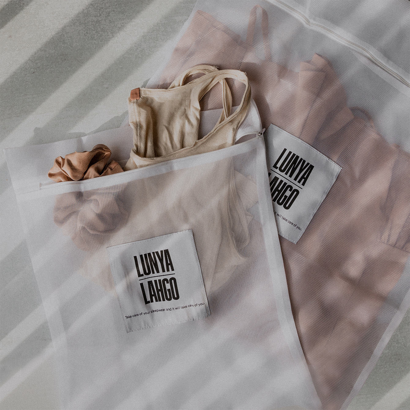 Lunya Sleepwear Laundry Bag - #White
