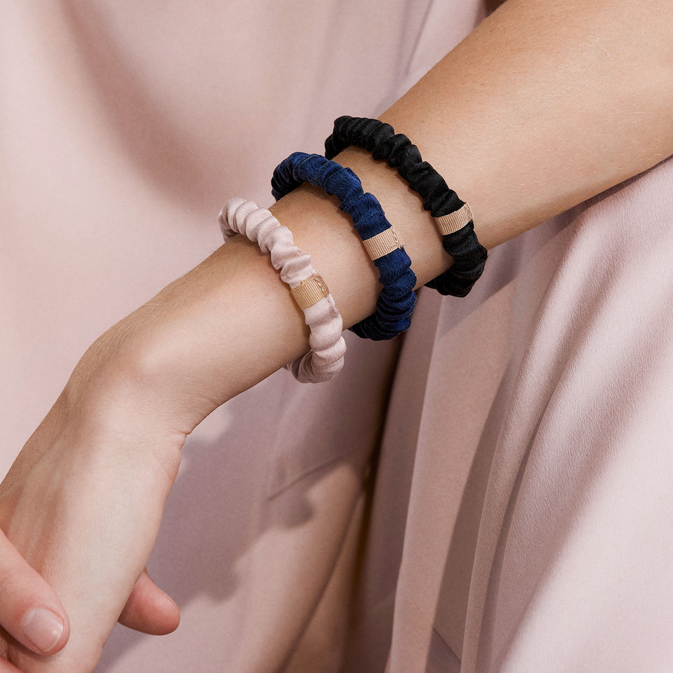 Lunya 3pk Washable Silk Thin Scrunchie - #Deep Blue/Delicate Pink/Immersed Black