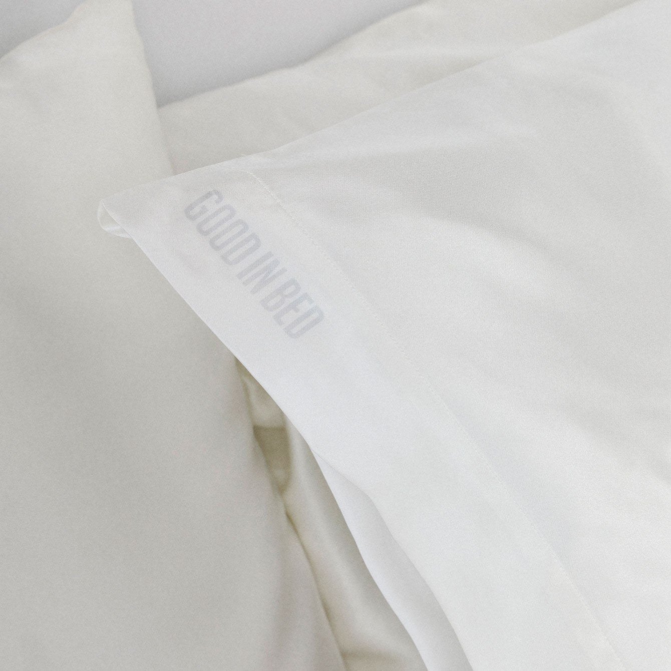 Lunya Washable Silk Pillowcase - #Tranquil White