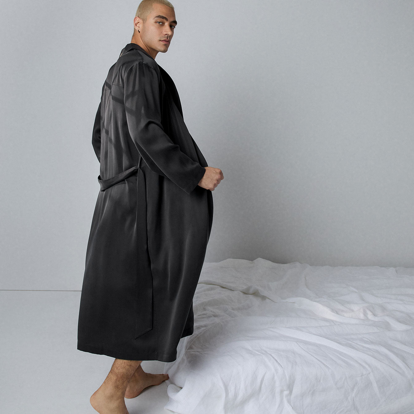 Men's Washable Silk Robe - #Immersed Black